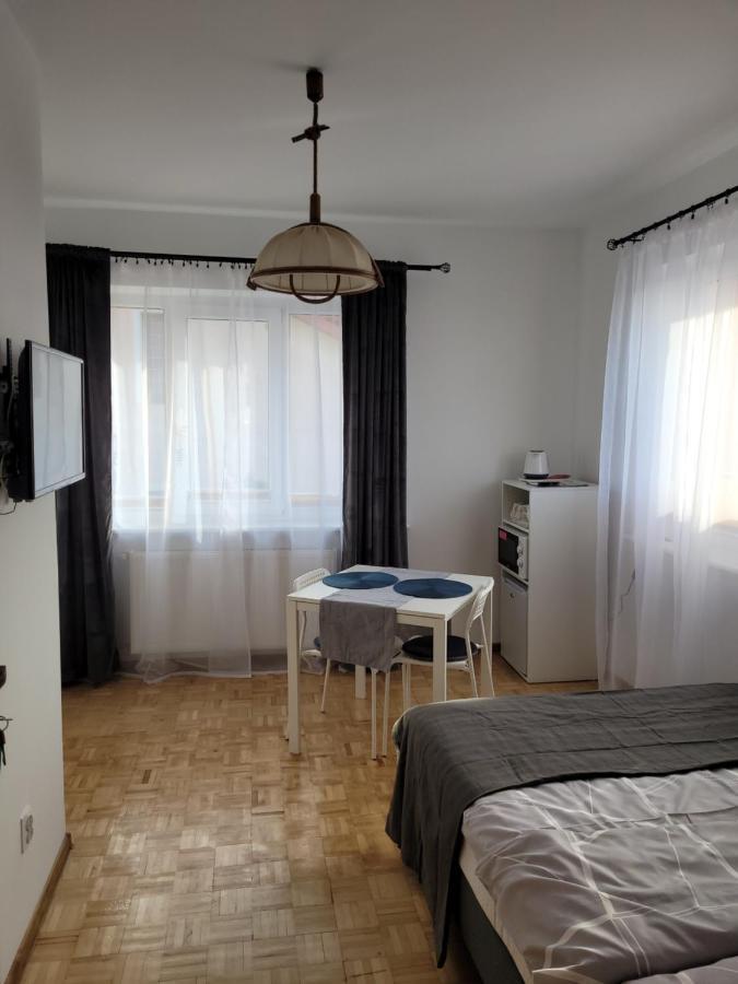 Apartamenty I Pokoje Goscinne Zosia Darlowko Exterior foto